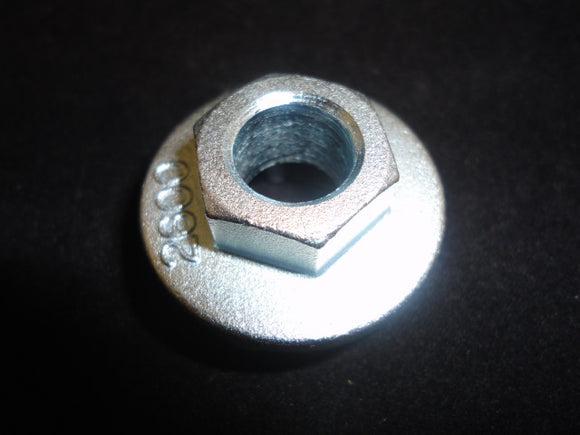 Echo Cs-271T, 300, 303T, 305, 306, 310, 330, 330T, 340, 341, 346, 350Tes, 352, 360T, 355T, 361P Clutch Removal Puller Tool X640000011